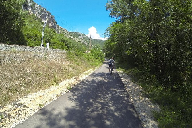 Biking in Mostar ,Ćiro trail Mostar-Čapljina - Morning pickup and the ride south from Mostar