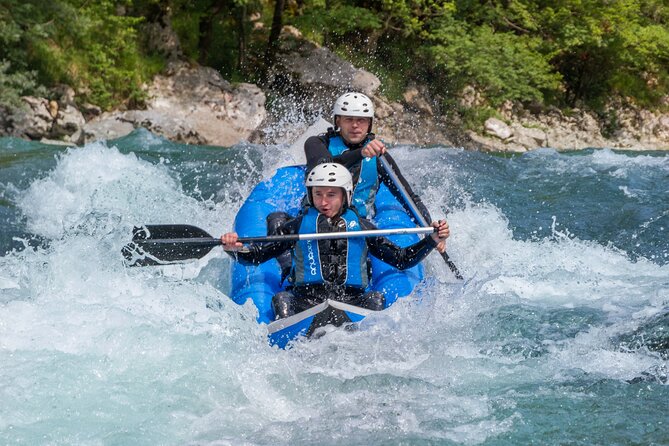Canoeing Neretva river - Breaks keep the long river section manageable