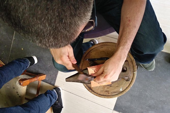 COPPER HANDICRAFT WORKSHOP (Make your own souvenir from Sarajevo) - Kazandžiluk and the Sound of Metal