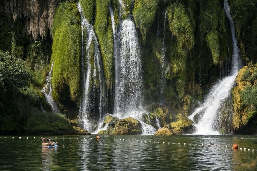 Dubrovnik: Kravica Waterfalls, Mostar and Pocitelj Day Trip - Border crossings and the paperwork you need