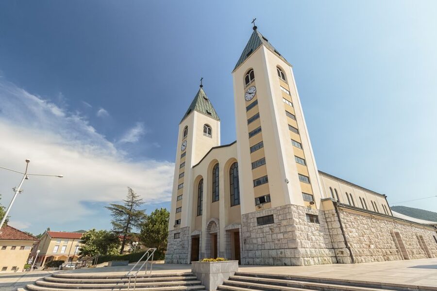 From Dubrovnik: Mostar and Medjugorje Full-Day Tour - Počitelj in a 30-minute snapshot
