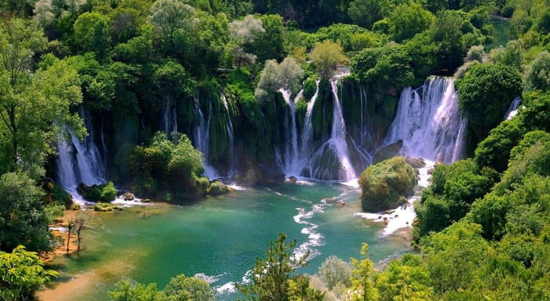 From Sarajevo: Private Full-Day Kravica Waterfalls Tour - Arriving at Kravica’s broad wall of water