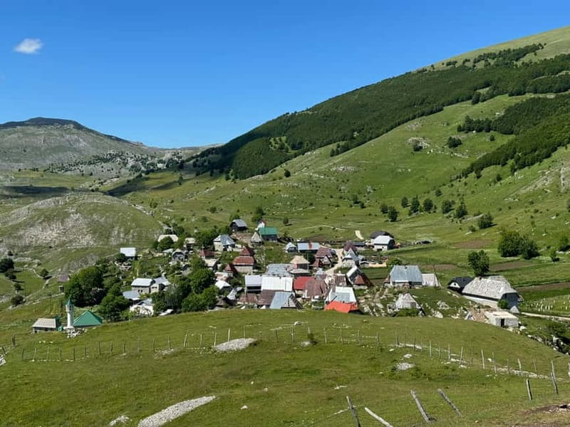 From Sarajevo: Private Lukomir Village 4x4 Safari - Arriving in Lukomir village