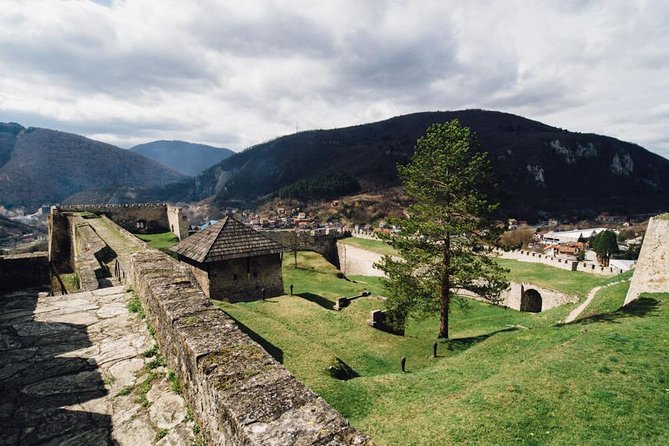 Jajce, Travnik, Pliva lake and Watermills Tour - Travnik Fortress and the Ottoman face of the town