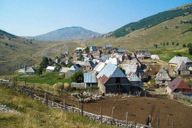 Lukomir Highland Village Hike - What the guide adds to the day