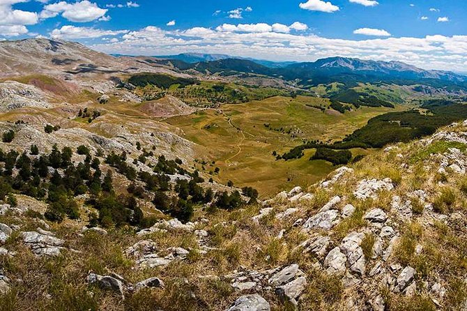 Lukomir Nomad Village Hiking from Sarajevo - Local Lunch Included - Guides, Transport, and the Pace of the Day