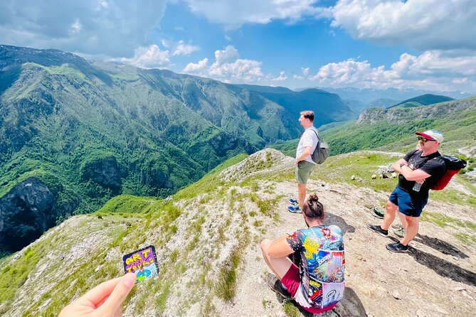 LUKOMIR VILLAGE HIKE & TREK TOUR (nature, hike, food & panorama) - Studeni Potok gives the route its character