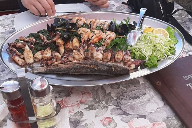 Mostar gastro and historical treasures - Monuments around Hrvatski Dom and Zrinjevac Park
