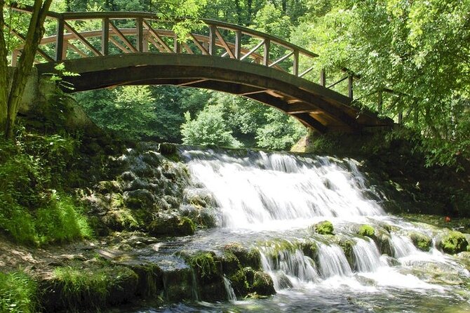 Private Carriage Ride in Vrelo Bosne Nature Park - Arriving at Vrelo Bosne and the Bosna River