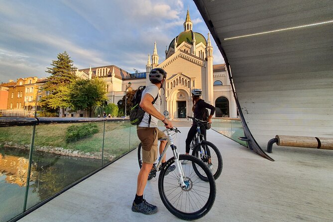Sarajevo City SIghtseeing / War Bike Tour - Latin Bridge and the city’s turning point