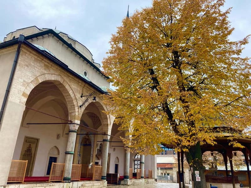 Sarajevo: Grand Walking Tour Through Time and Cultures - Baščaršija, Sebilj, and the market streets