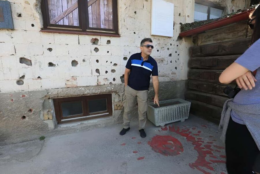 Sarajevo Siege Tour with War Veteran Guide (Fees Included) - The Jewish Cemetery above Sniper Alley