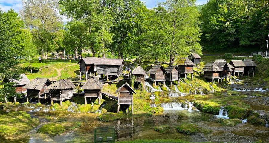 Sarajevo: Strbacki Buk & Jajce Waterfalls Day Trip - What the transport and group size mean