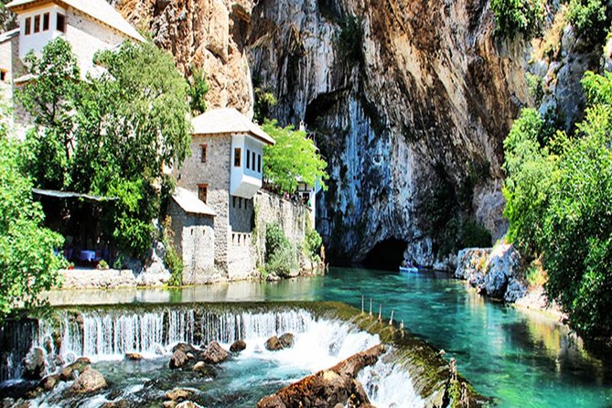 Sarajevo to/from Dubrovnik Transfer Tour via Mostar & Herzegovina - Jablanica, a bridge, and wartime memory