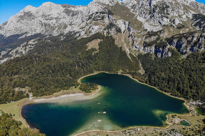 Sutjeska National Park Hike from Sarajevo - Prijevor plateau and the first Maglić view
