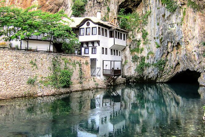 Transfer Mostar to Dubrovnik with Kravice Waterfalls, Blagaj and Počitelj tour - Who should book this experience?
