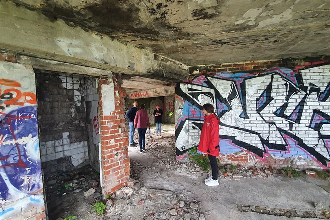 Tunnel Museum: Bosnian & Yugoslav Wars Tour with War Veteran - Entering the War Tunnel Museum